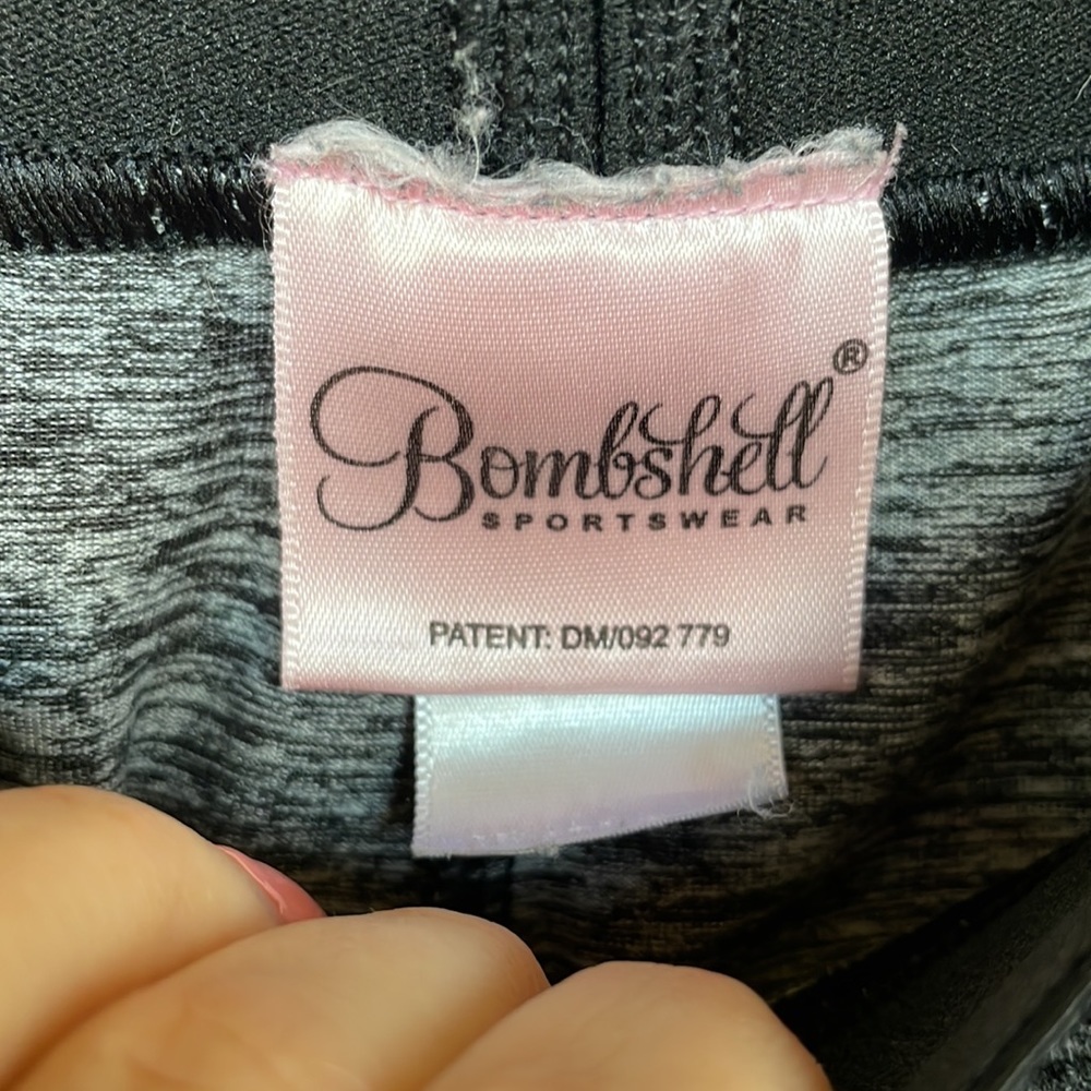 Bombshell sportswear thigh high leggings - Picture 7 of 11